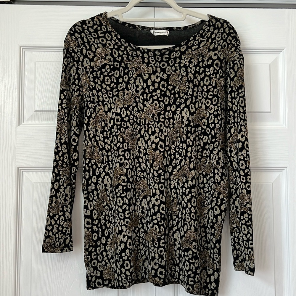 Diamond's USA Womens Leopard Print Long Sleeve Knit Top Black Gold Animal‎ Print